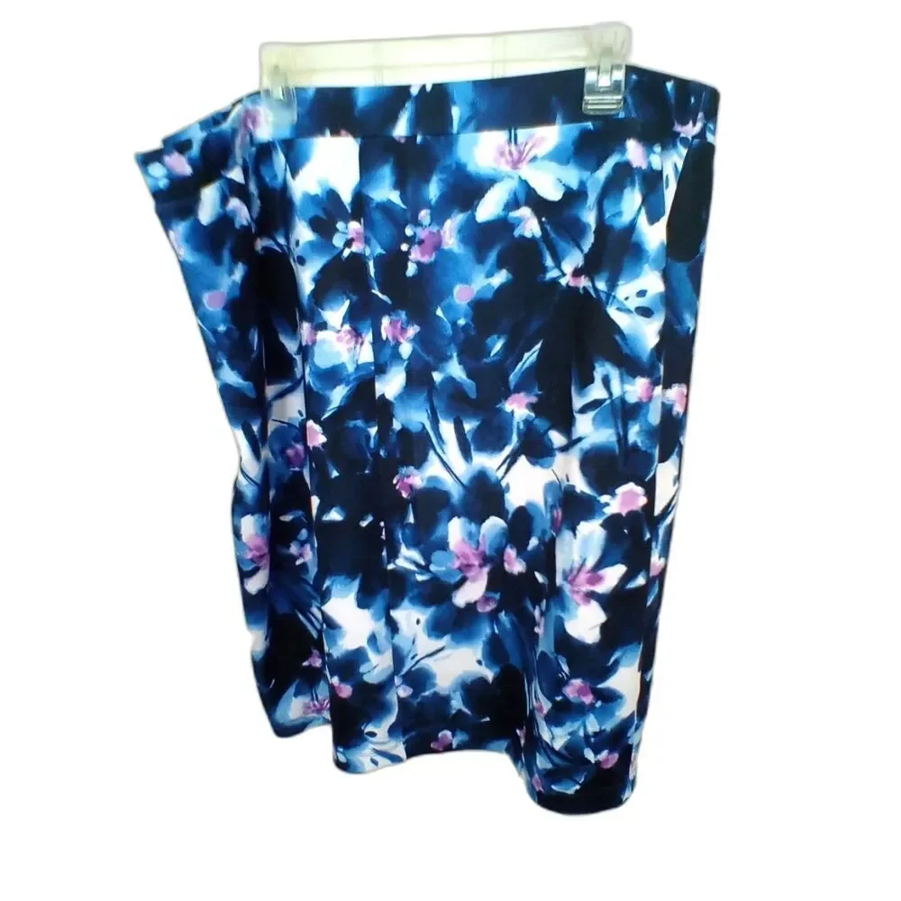 Liz Claiborne Woman 2X  2pc Matching Set Top And Skirt Pink Blue White Flowers
